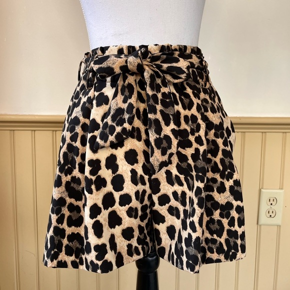 Zara Pants - Zara Women's XS Trendy Leopard Print High Rise Elastic Pull On Bermuda Shorts